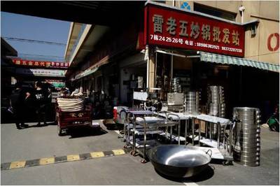 襄陽這個地方太火爆了!廚房酒店用品應有盡有,現在知道還不晚…