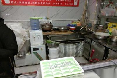 處置積壓主食廚房全套設備 10000元